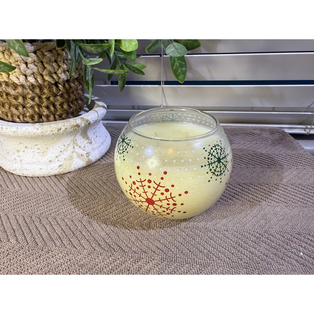 Gold Canyon Candles ornament 11oz Cozy Christmas Highly Scented Candle  HTF